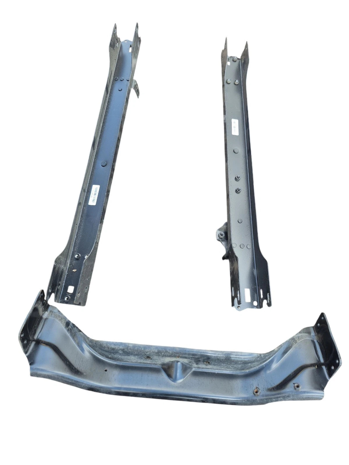 Freightliner M2 Radiator  A05-30696-001 Brackets
