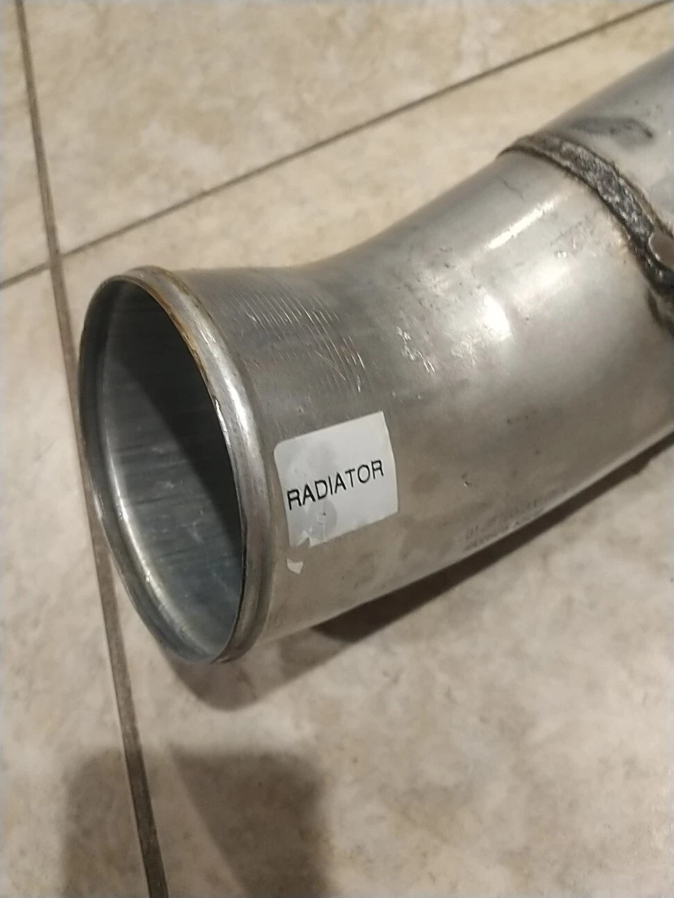 Freightliner Intercooler Pipe 01-32160-000 - Image 2