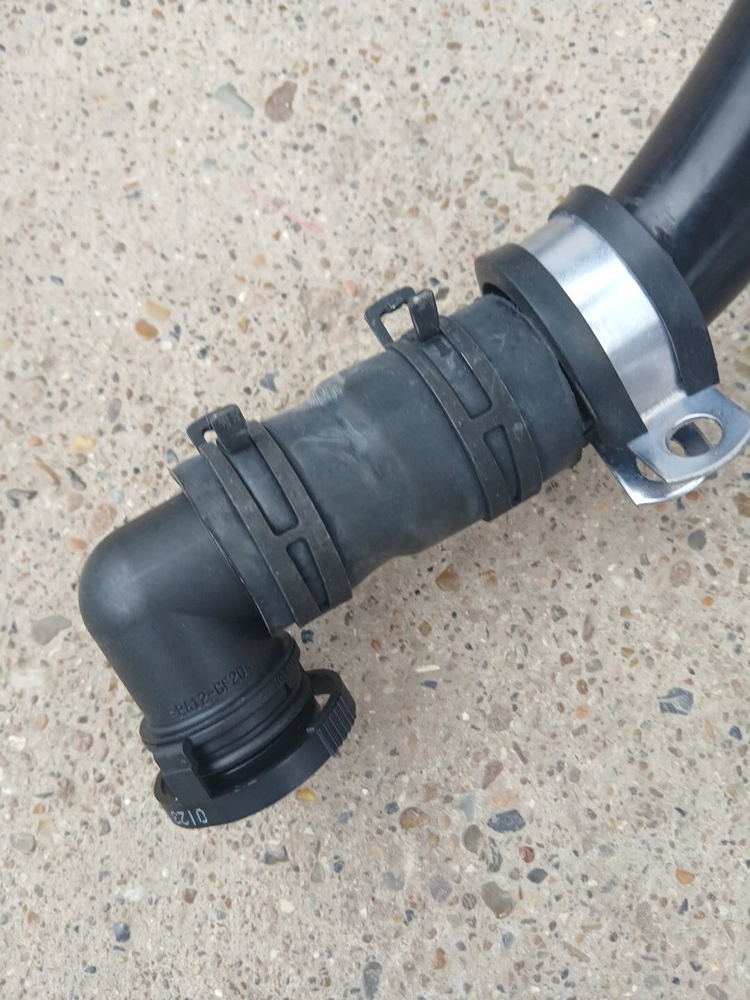 Freightliner Intake Hose 01-28894-000 - Image 2