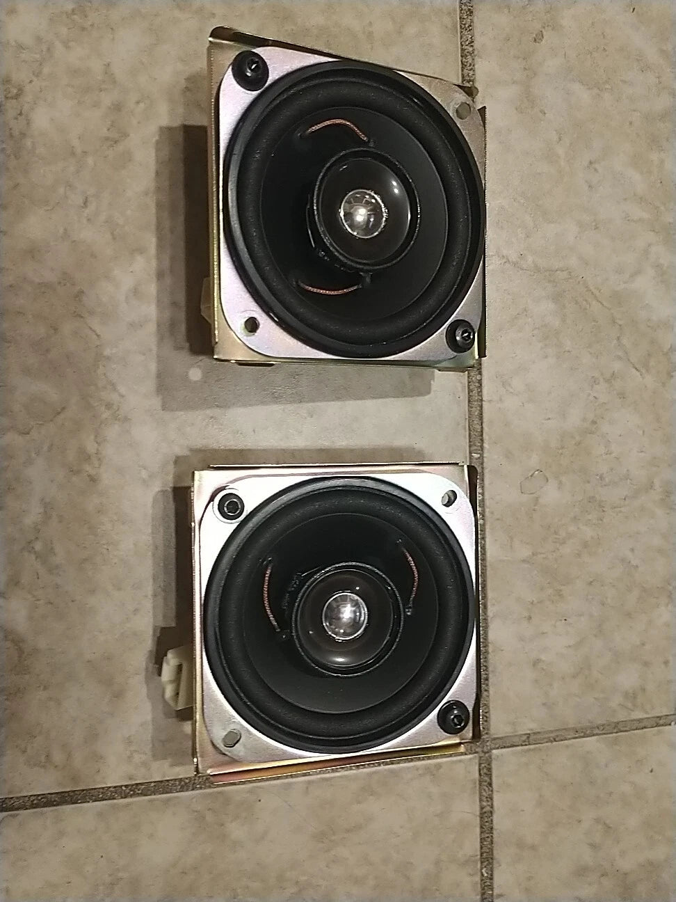 4" Speakers 22-43129-000