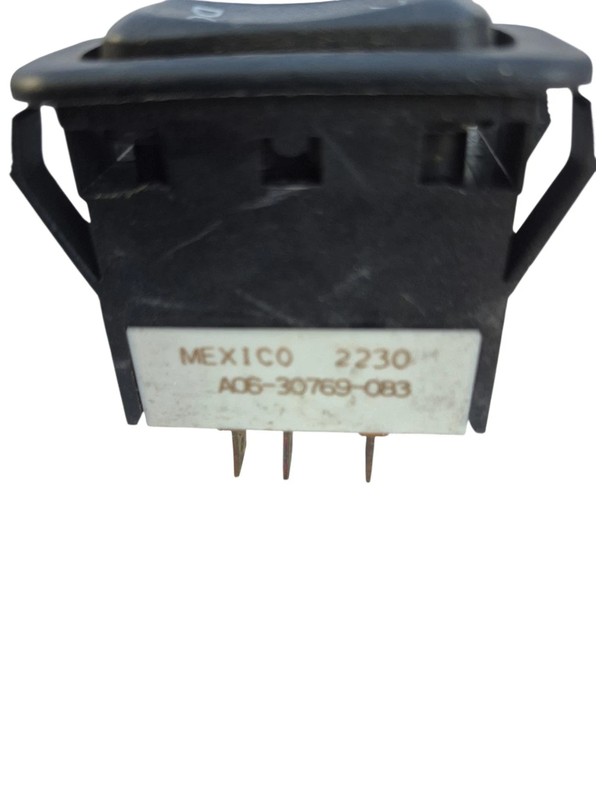 FREIGHTLINER Dome Switch A06-30769-083 - Image 2
