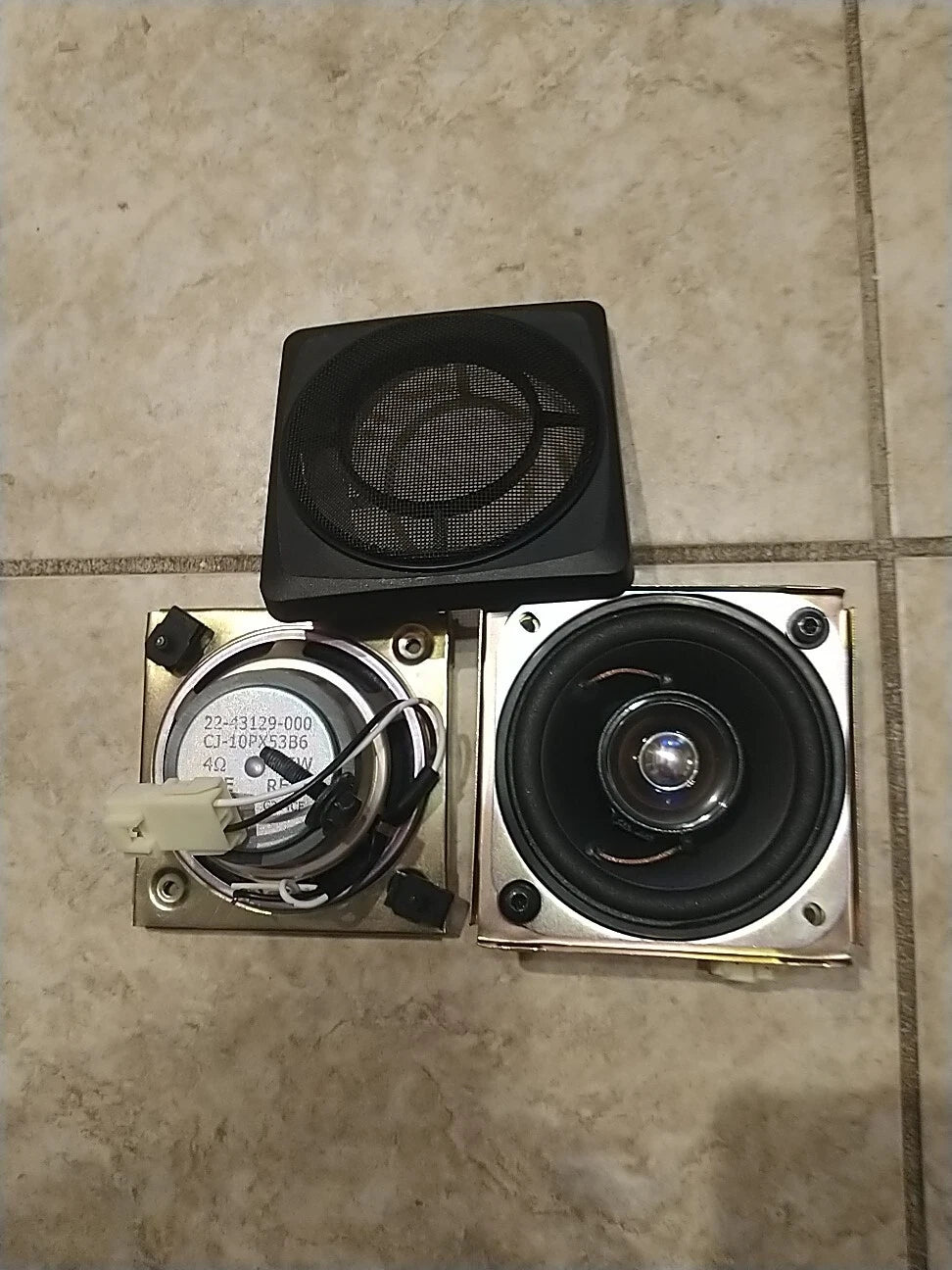 4" Speakers 22-43129-000 - Image 3