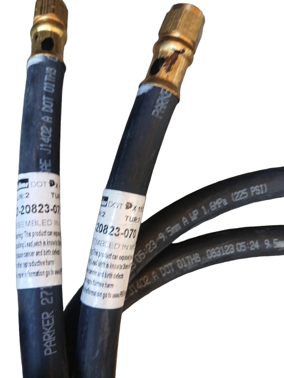 Freightliner 12-20823-070 HOSE-AIR 6,F/B,06 MPT X 06 FPT SAE 45 Set Of 2 - Image 2
