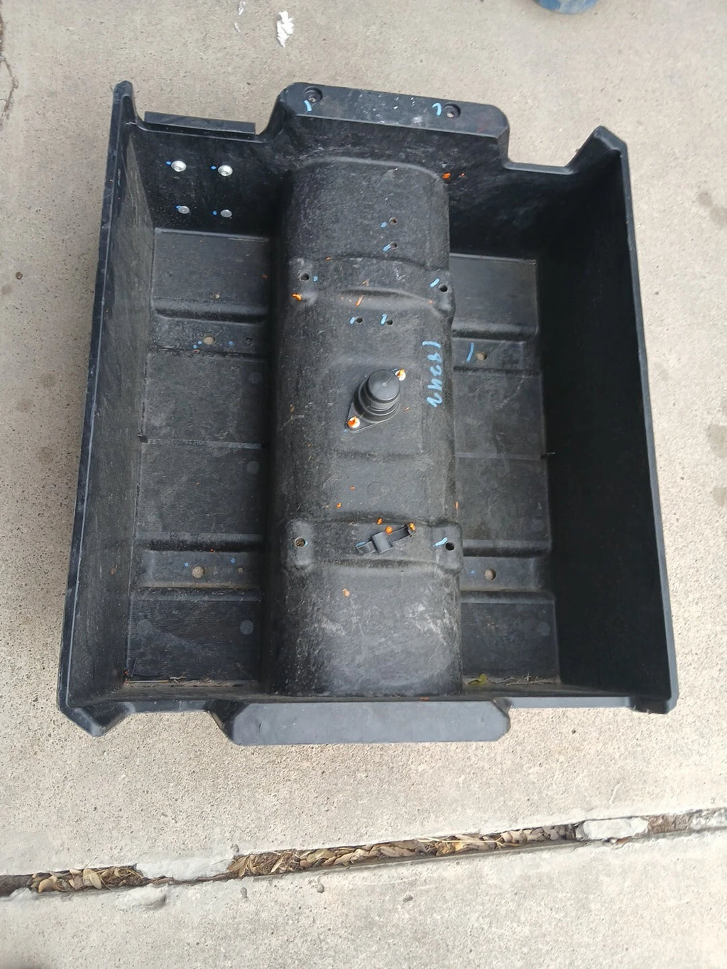 Battery Box With Lid Cover 66-12575-002 - Image 7